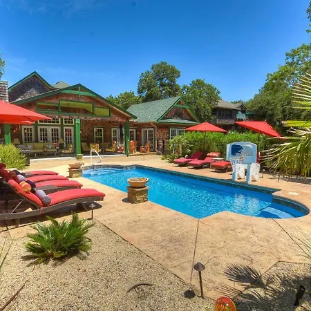 3013 Serenity Now Saltwater Pool Fire Pit
